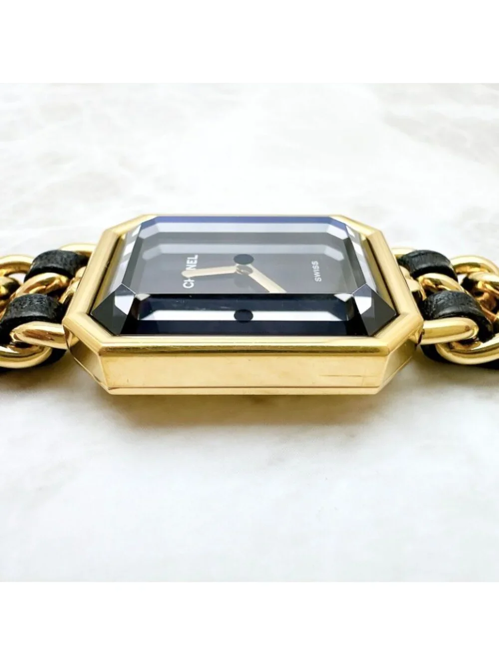 Chanel Premiere M Watch Quartz Leather with Booklet